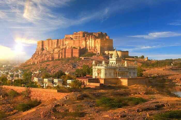 Jodhpur, a prominent destination among places to visit in Rajasthan, is known for the majestic Mehrangarh Fort and its vibrant blue streets.